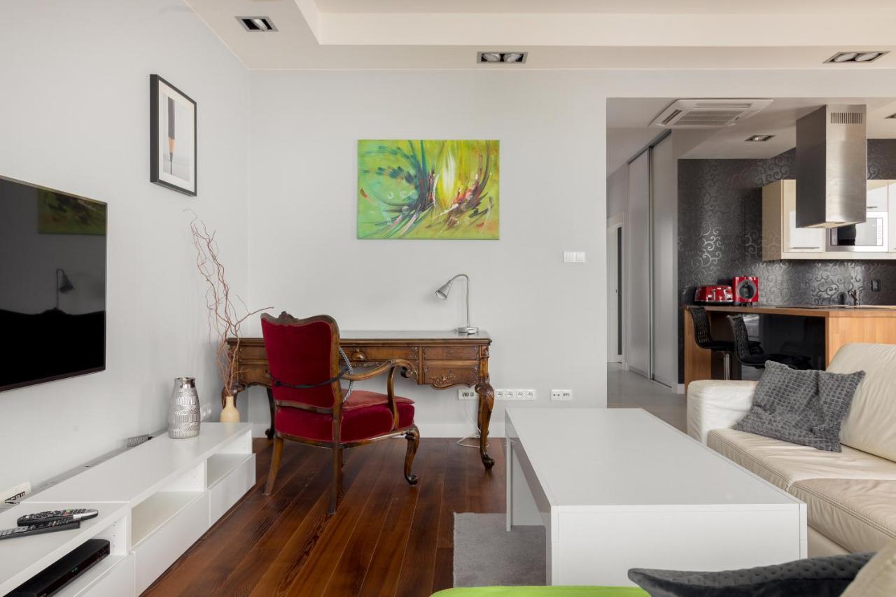 Hlonda Deluxe Apartment With Terrace Warszawa Zewnętrze zdjęcie