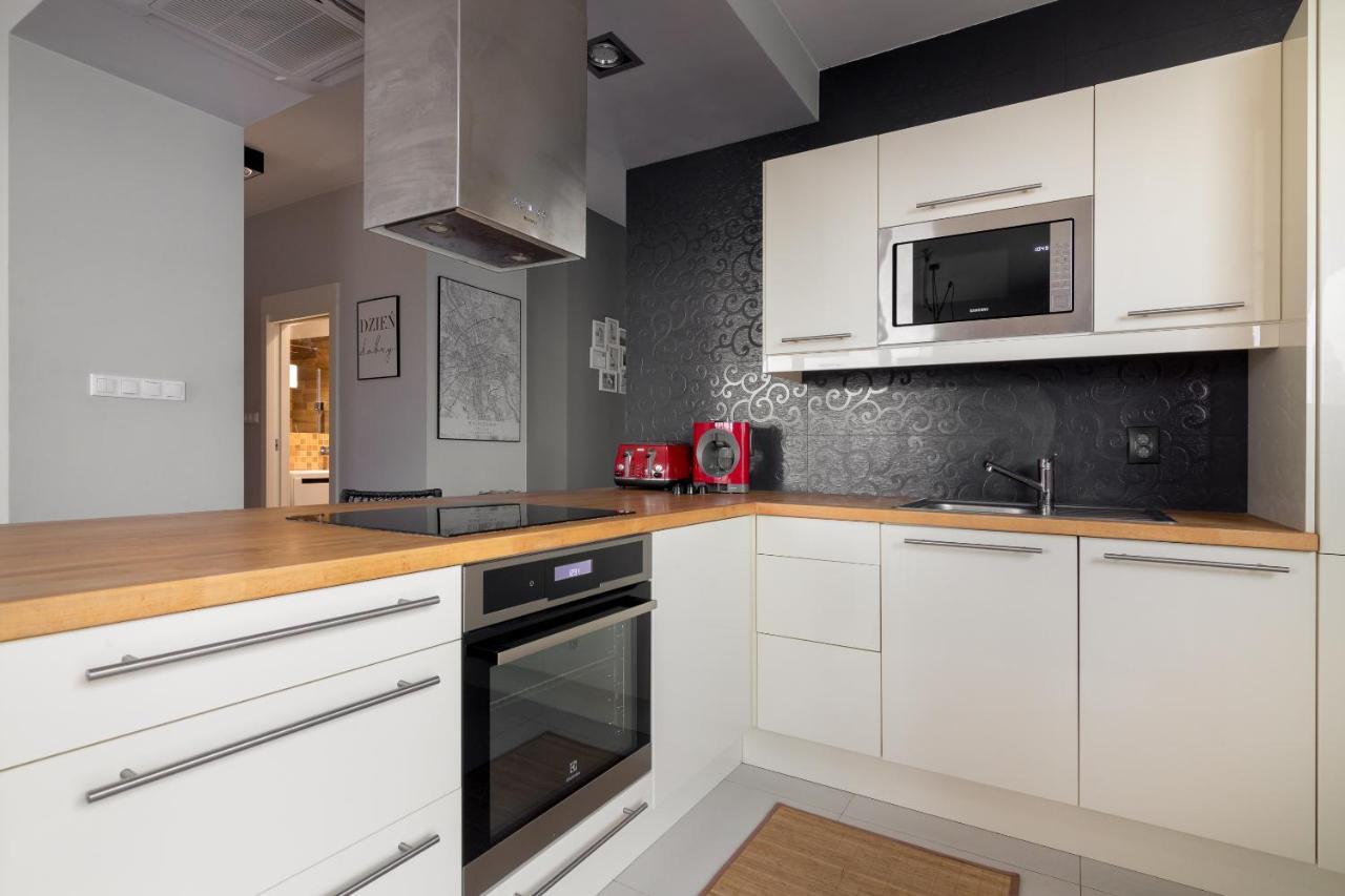 Hlonda Deluxe Apartment With Terrace Warszawa Zewnętrze zdjęcie