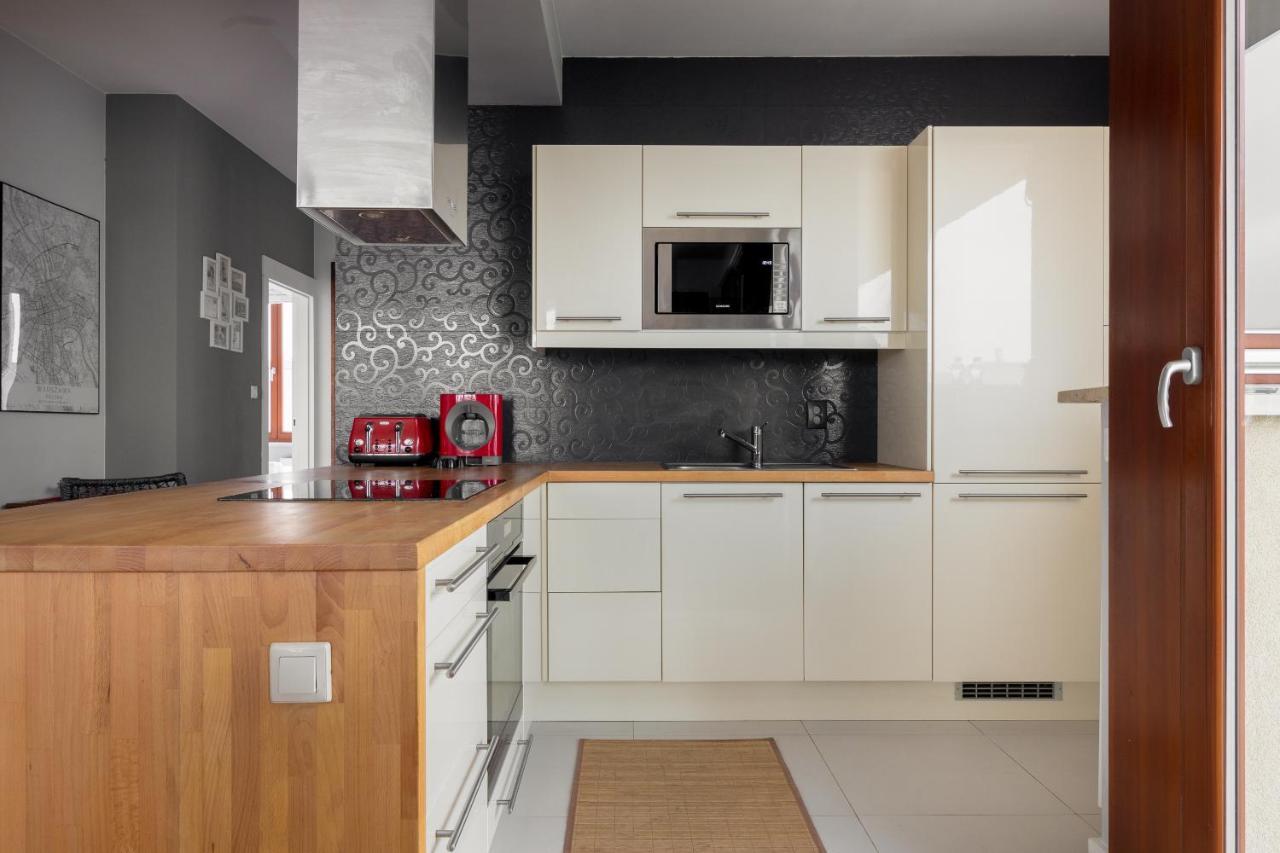 Hlonda Deluxe Apartment With Terrace Warszawa Zewnętrze zdjęcie